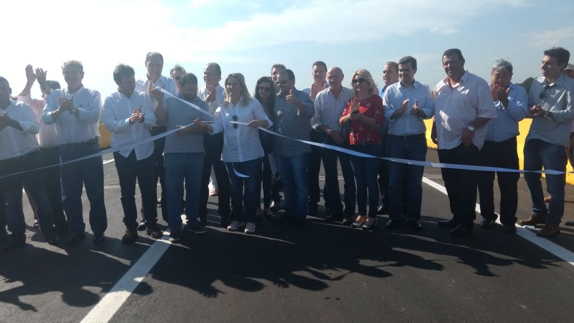 Ponte sobre o Rio Ivaí, entre Floresta e Engenheiro Beltrão, é inaugurada