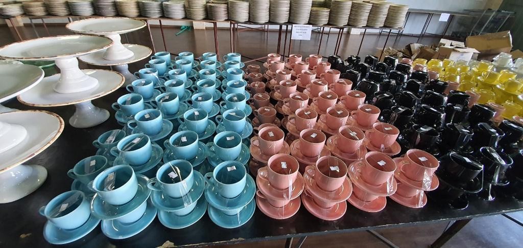 Feira de Louças Beneficente segue até sábado (13)