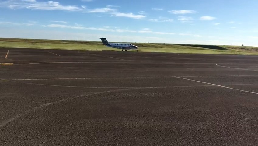 Exames da Covid-19 estão sendo levados de avião para Curitiba