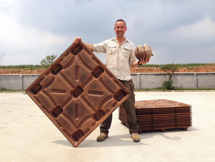 Paletes feito de coco economizam 200 milhões de árvores