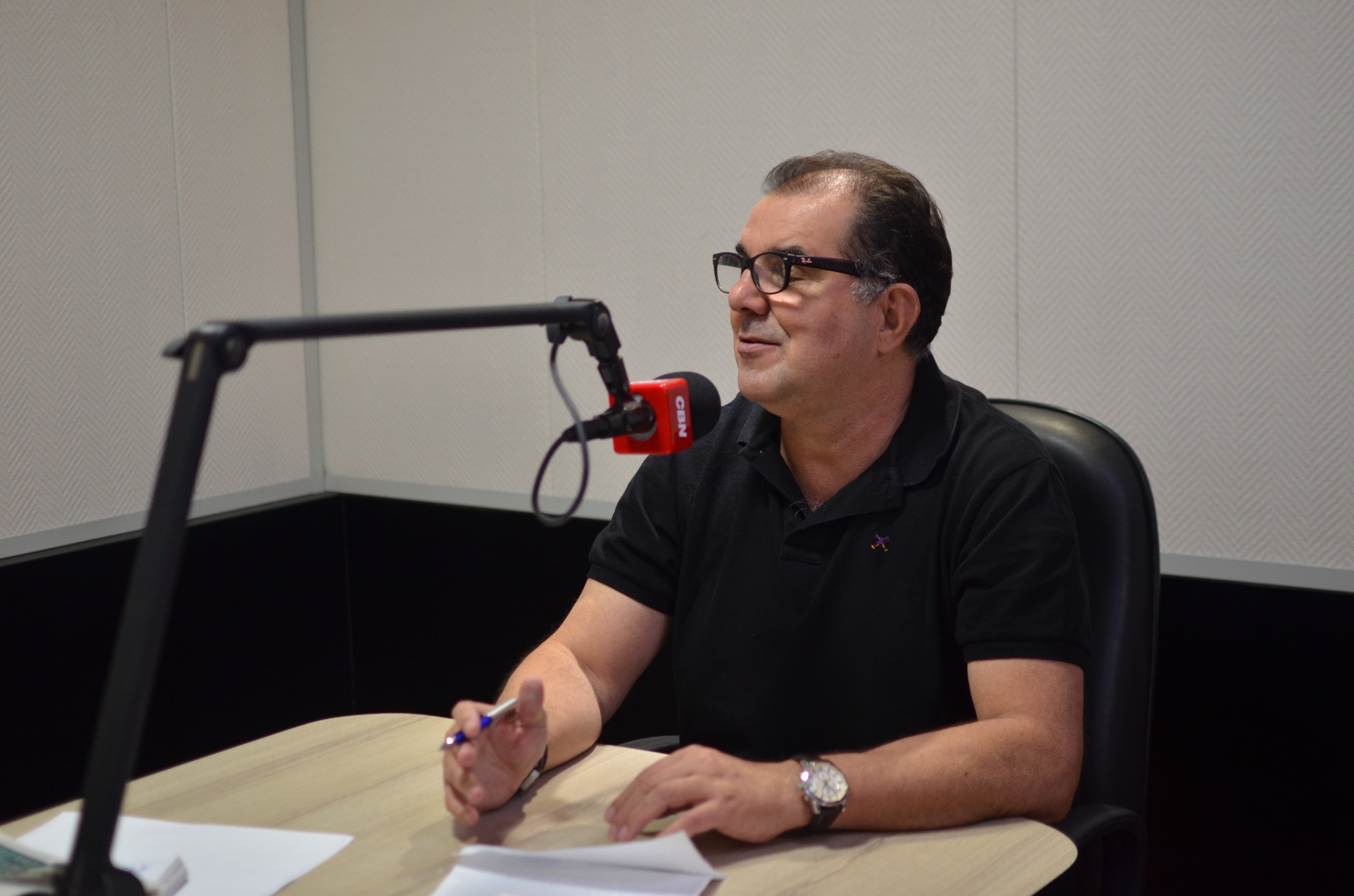 Há 21 anos, ator da Globo assume cargo de treinador do Londrina