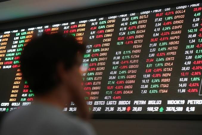 Risco-país atinge menor patamar desde 2013