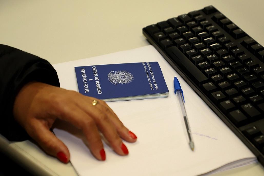 Maringá tem mais de 700 vagas abertas na Agência do Trabalhador; veja oportunidades