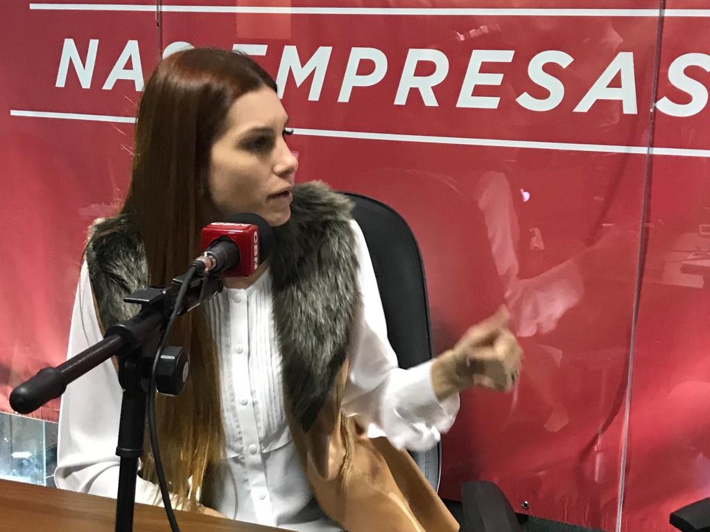 É possível aproveitar promoções e se vestir bem?