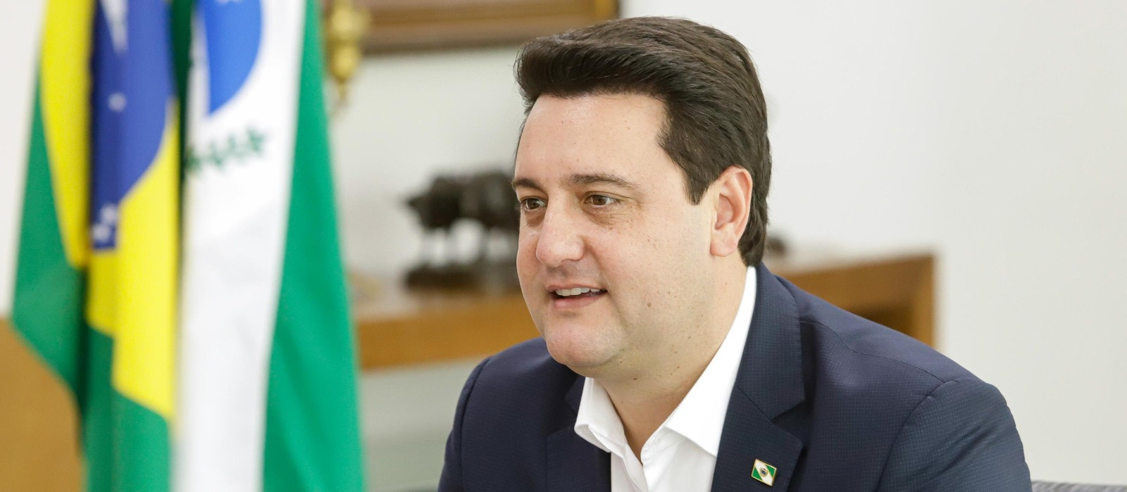 Ratinho Junior aparece no topo da avaliação de governadores no Brasil, aponta Genial/Quaest