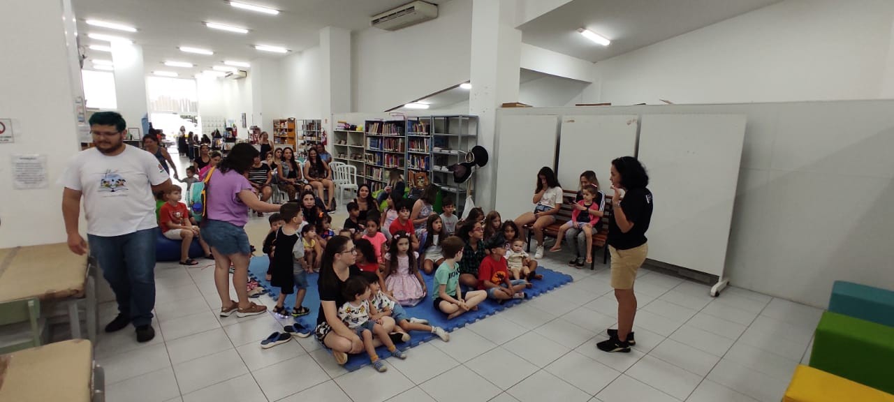 Bibliotecas de Maringá oferecem atividades durante recesso escolar