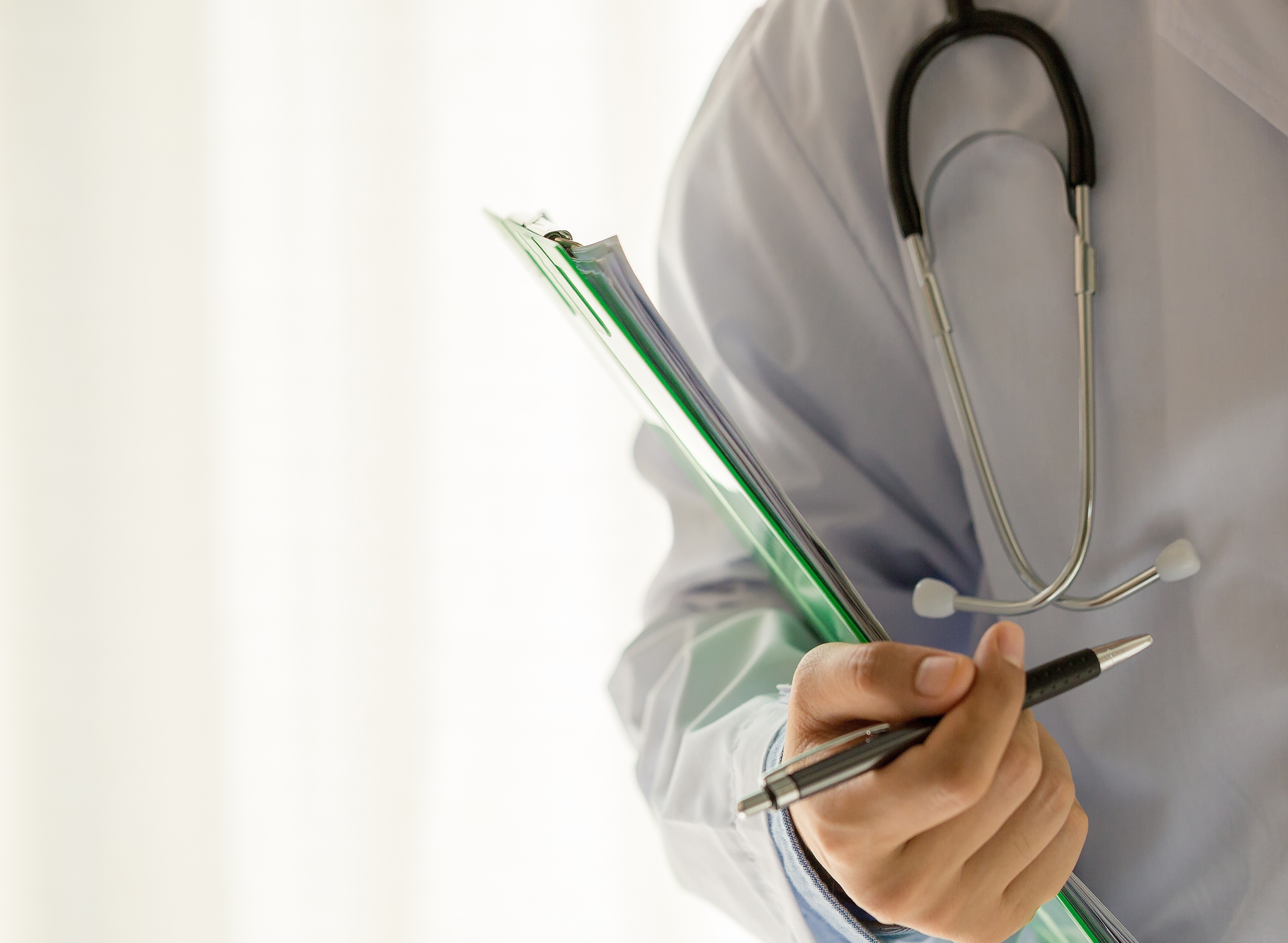 Dados de cartórios apontam um aumento no número de mortes por doenças respiratórias e do coração no Paraná