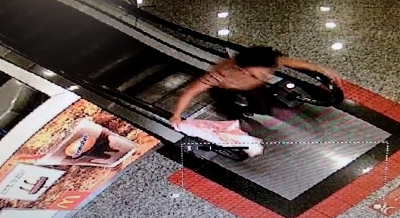 Polícia prende em Apucarana suspeita de roubar loja em shopping de Maringá