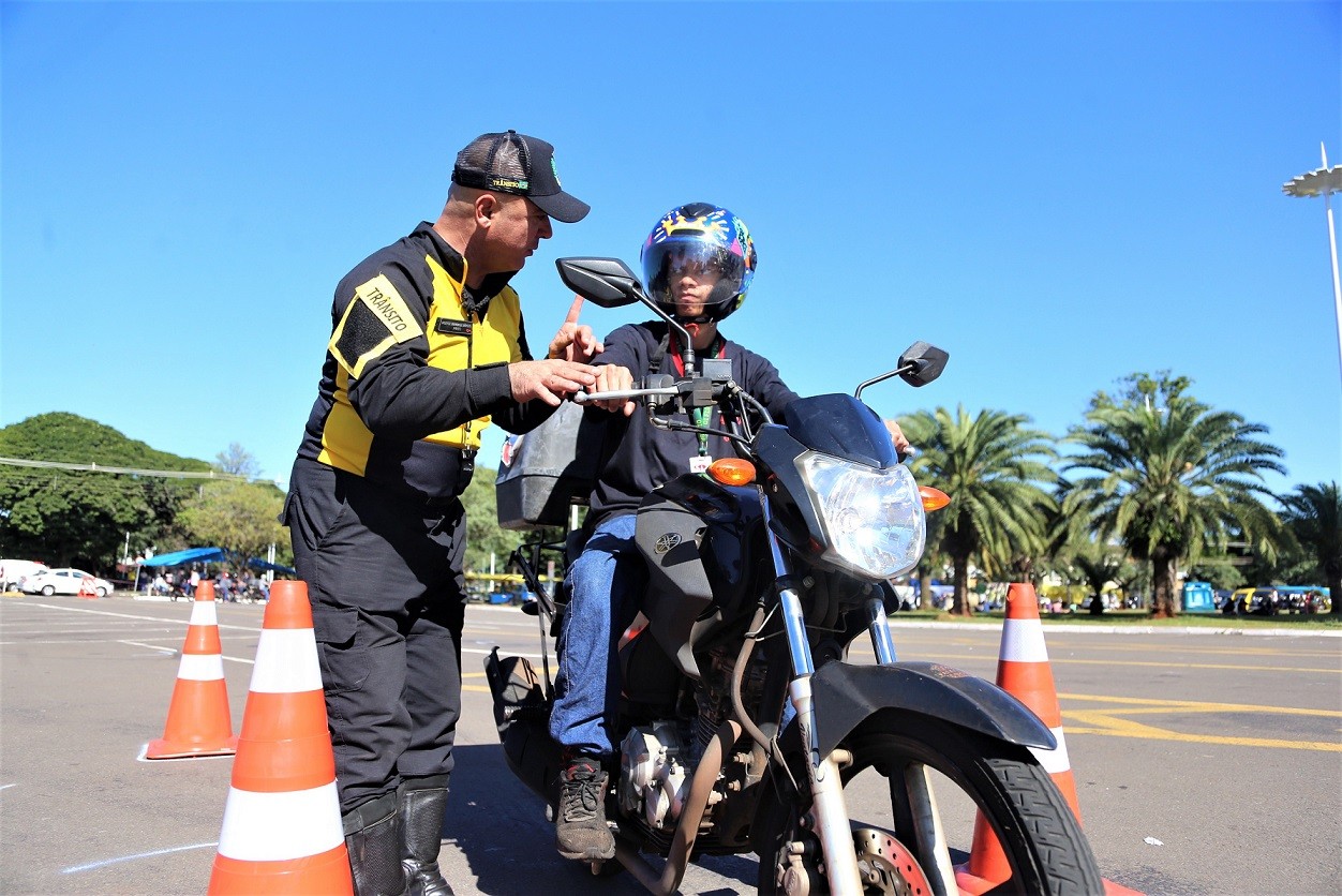 Semana do Trânsito intensifica orientações para motoristas e pedestres