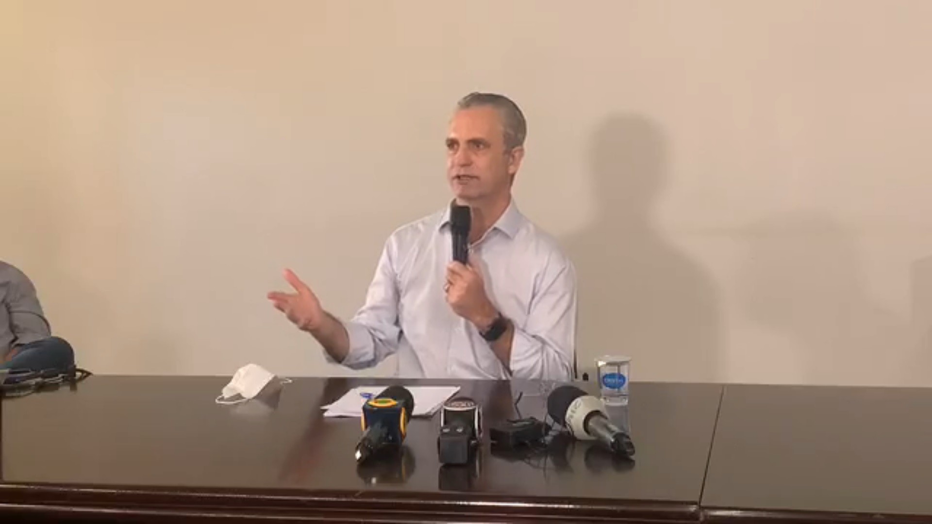 Menos de 5% do comércio tem autorização para abrir em novo decreto