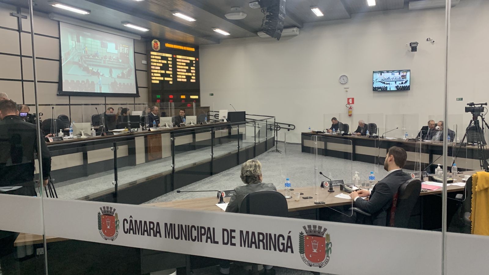 Veto suspende prazo para entrega de documentos na contratação pelo poder público