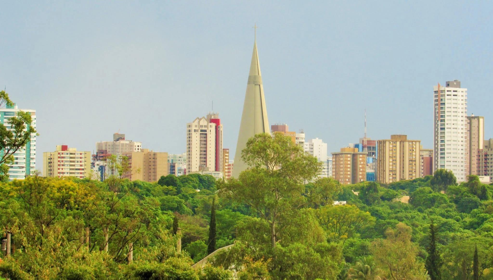 Calor predomina em Maringá nesta sexta (20) e no fim de semana; confira previsão
