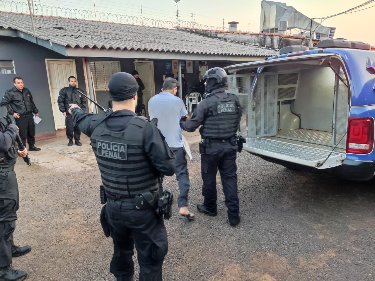 Monitorados por tornozeleira eletrônica são alvo de operação