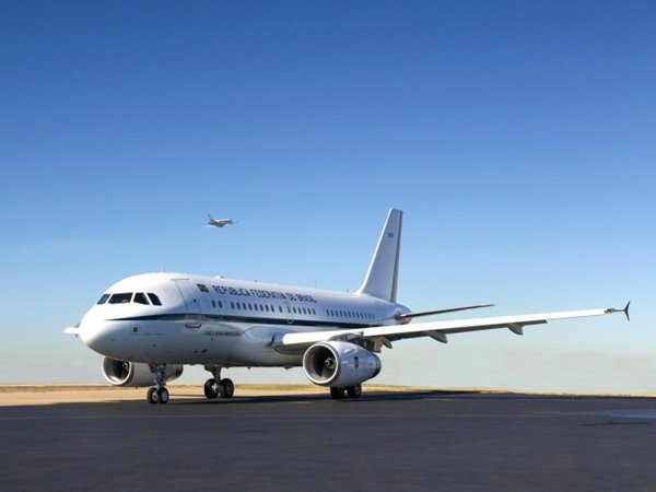 Já pensou pagar mais barato na passagem aérea ou ter mais opções de voos?