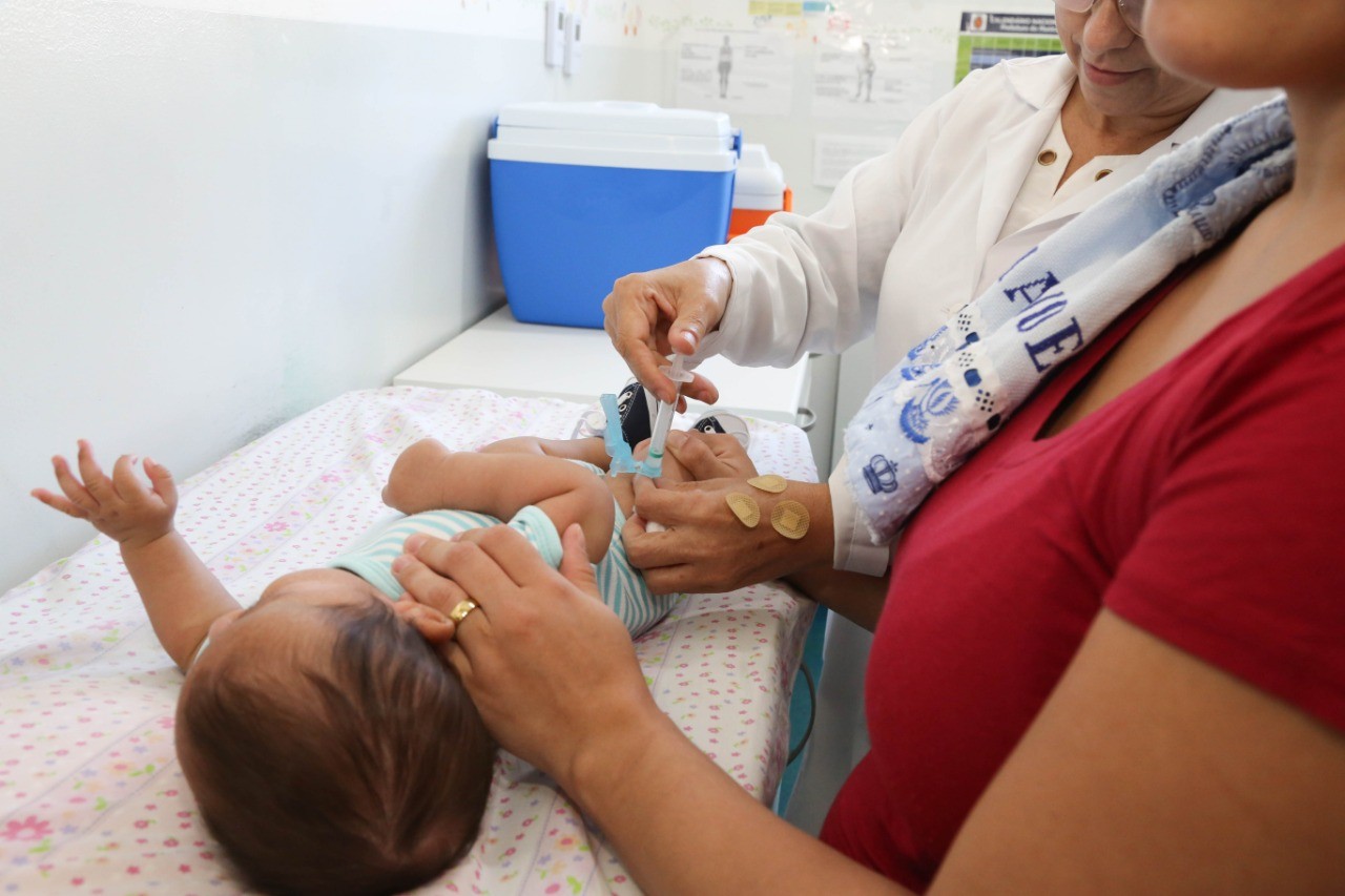 Saúde muda esquema de aplicação das vacinas Tríplice Viral, BCG e Pólio