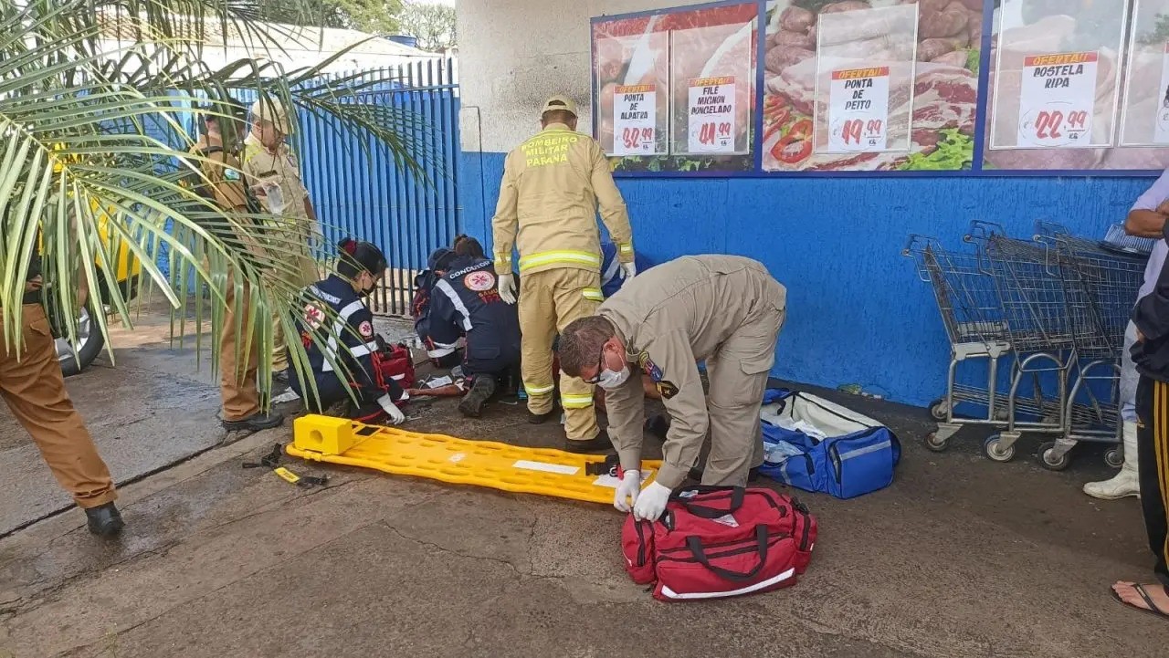 Homem é socorrido com ferimentos graves após ser esfaqueado em Maringá