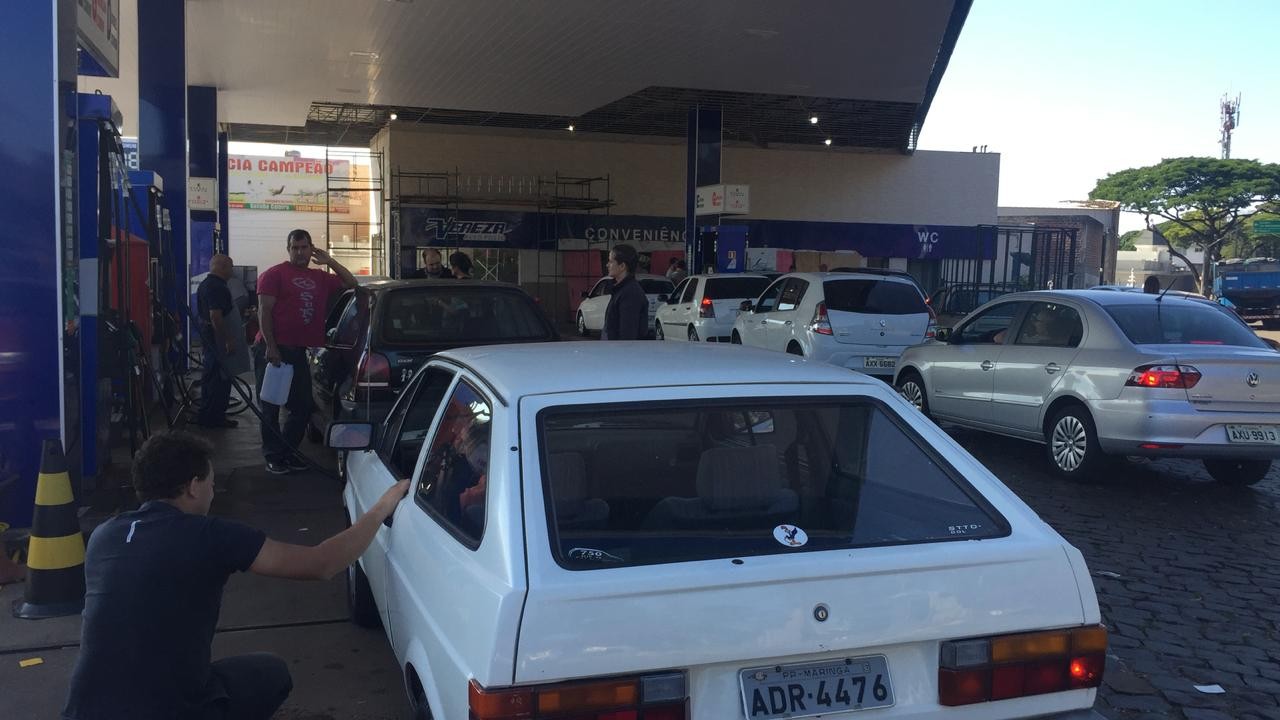 Paralisação dos petroleiros reforça corrida aos postos