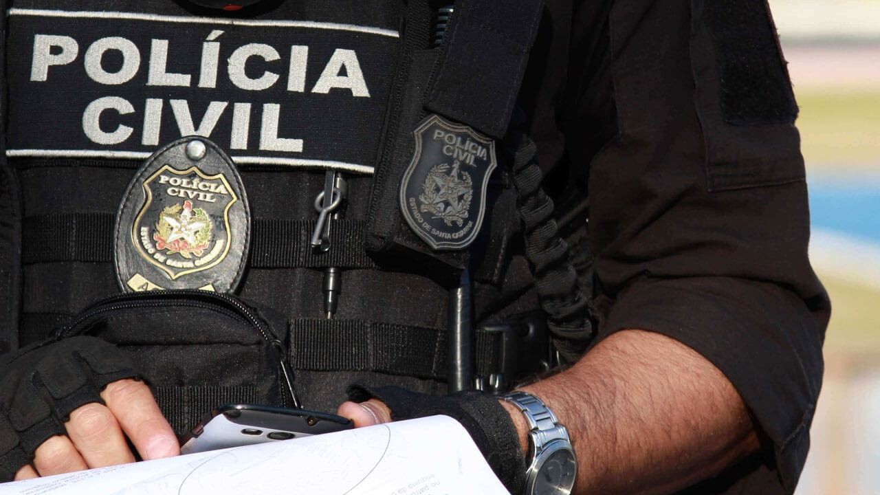 Polícia Civil cumpre mandados em Maringá em operação contra pedofilia