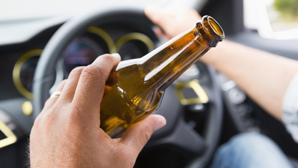 Em menos de 12 horas, quatro são presos por dirigirem embriagados