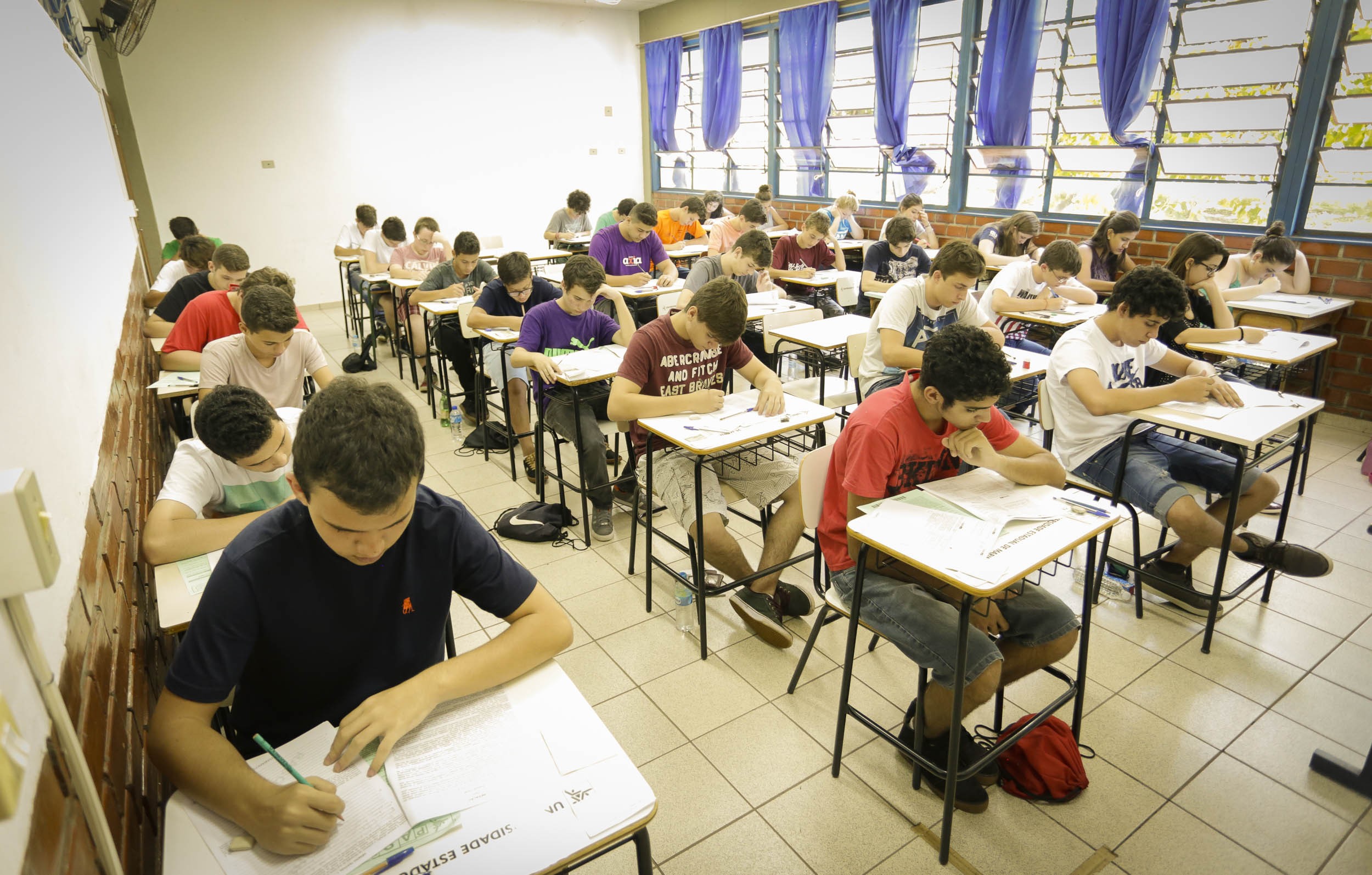 Inscrições para o vestibular da UEM começam na quarta-feira (7)