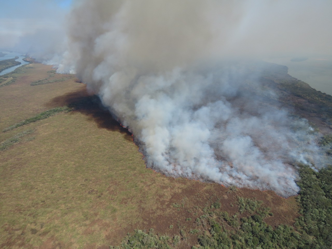 Preocupação é que chamas atinjam propriedades rurais