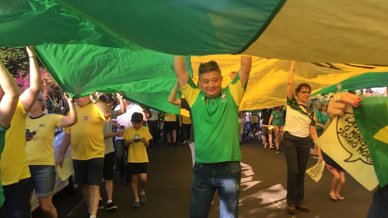 Manifestações em apoio a Sérgio Moro e Bolsonaro reúnem milhares