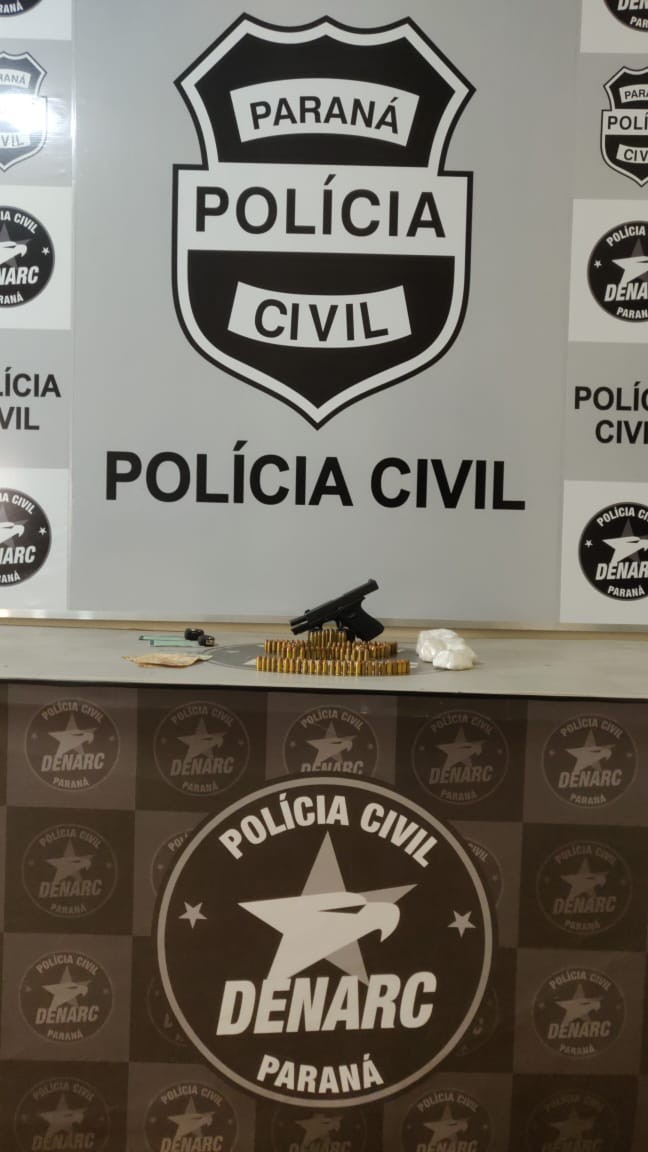 Duas pessoas são presas e 109 munições apreendidas pela Denarc