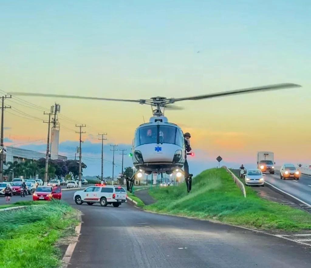 Idoso é intubado após ser atropelado por moto na marginal da PR-323