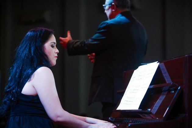 Duo de voz e piano apresenta canto lírico em Maringá