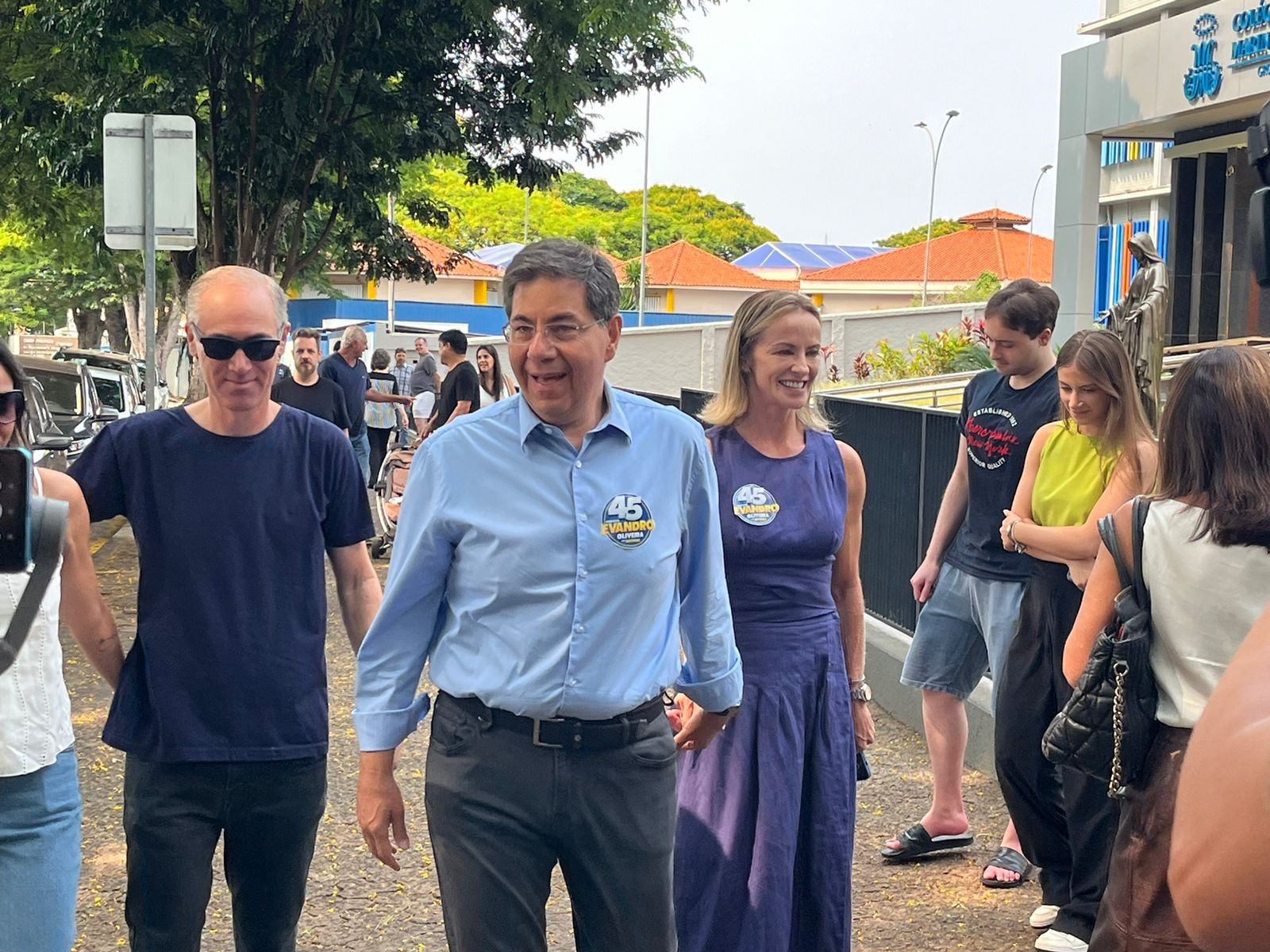 Candidato Evandro Oliveira (PSDB) votou no Colégio Marista
