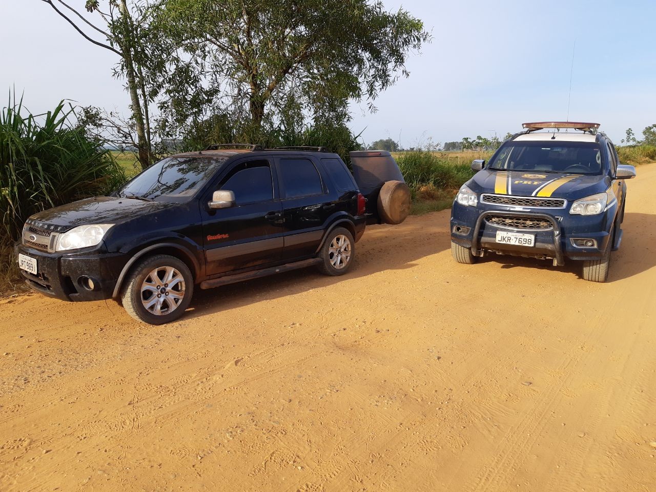 PRF apreende 145 quilos de maconha em Alto Paraíso