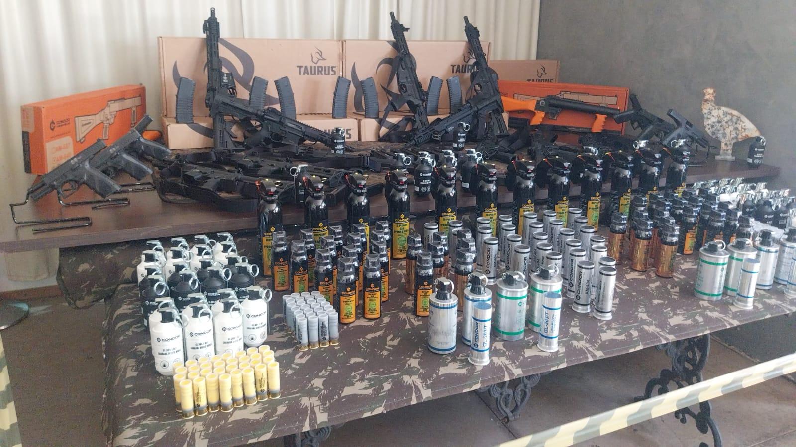 Guarda Municipal de Maringá apresenta novas armas, entre elas fuzis