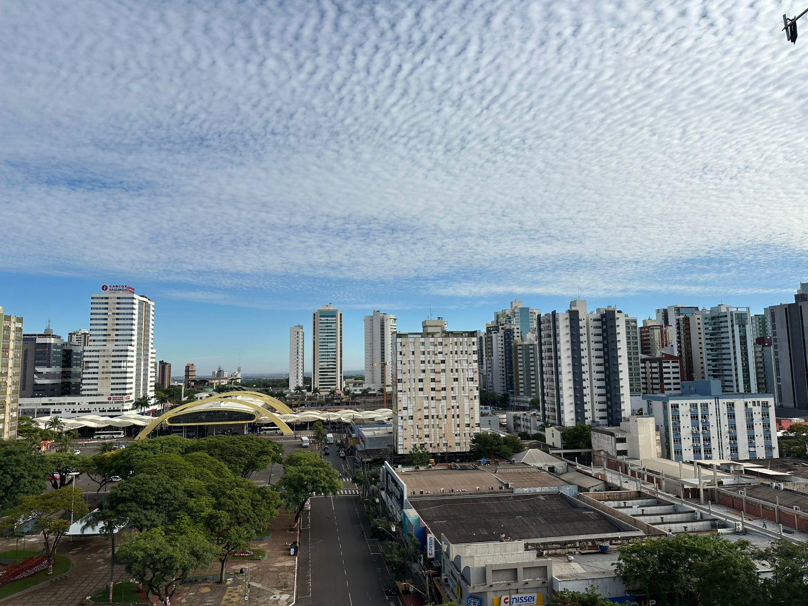 Saiba como fica o tempo nesta terça-feira (11)