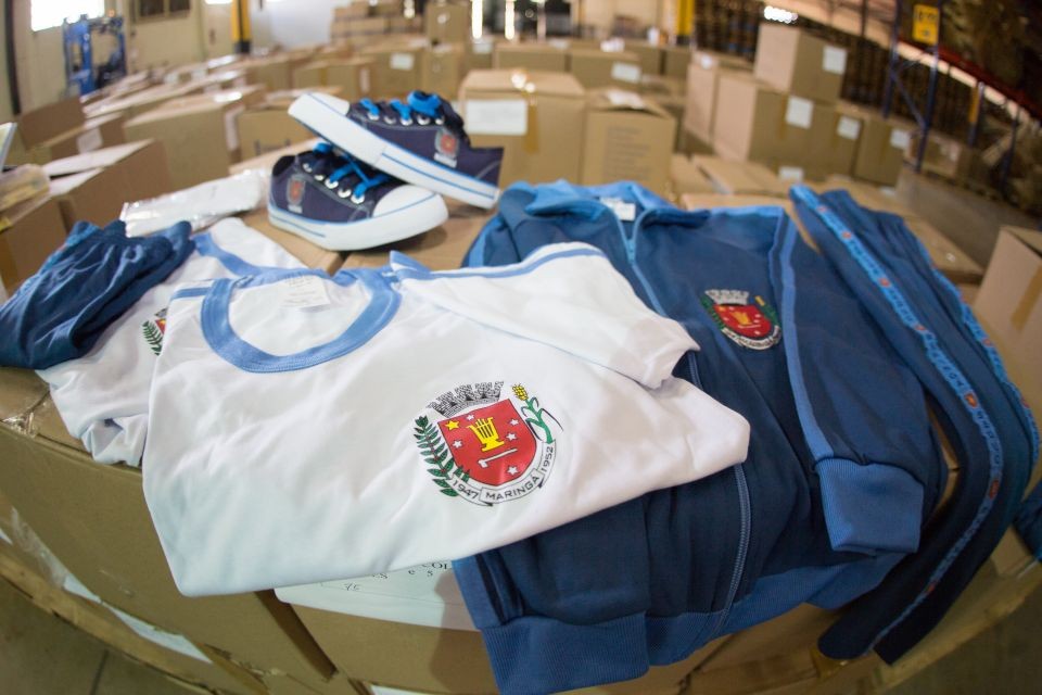 Prefeitura de Maringá abre nova licitação para aquisição de uniformes escolares