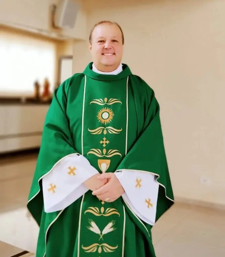 Padre da Arquidiocese de Maringá é intubado após acidente na região