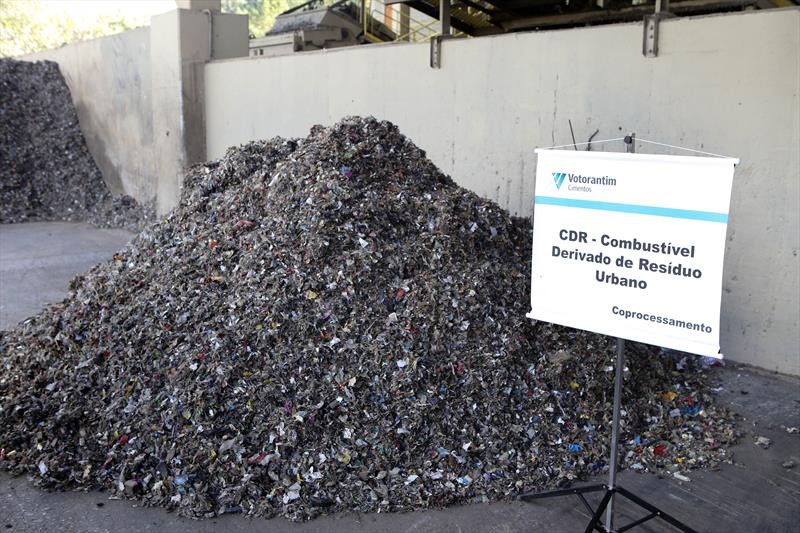 Em Curitiba, projeto piloto transformará rejeitos em combustível