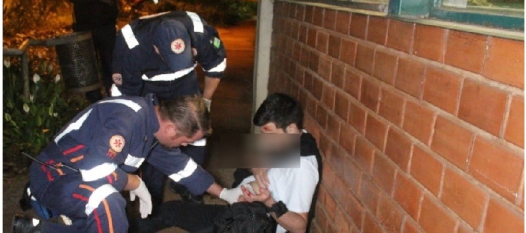 Polícia descobre que jovem mentiu sobre esfaqueamento no campus da UEM