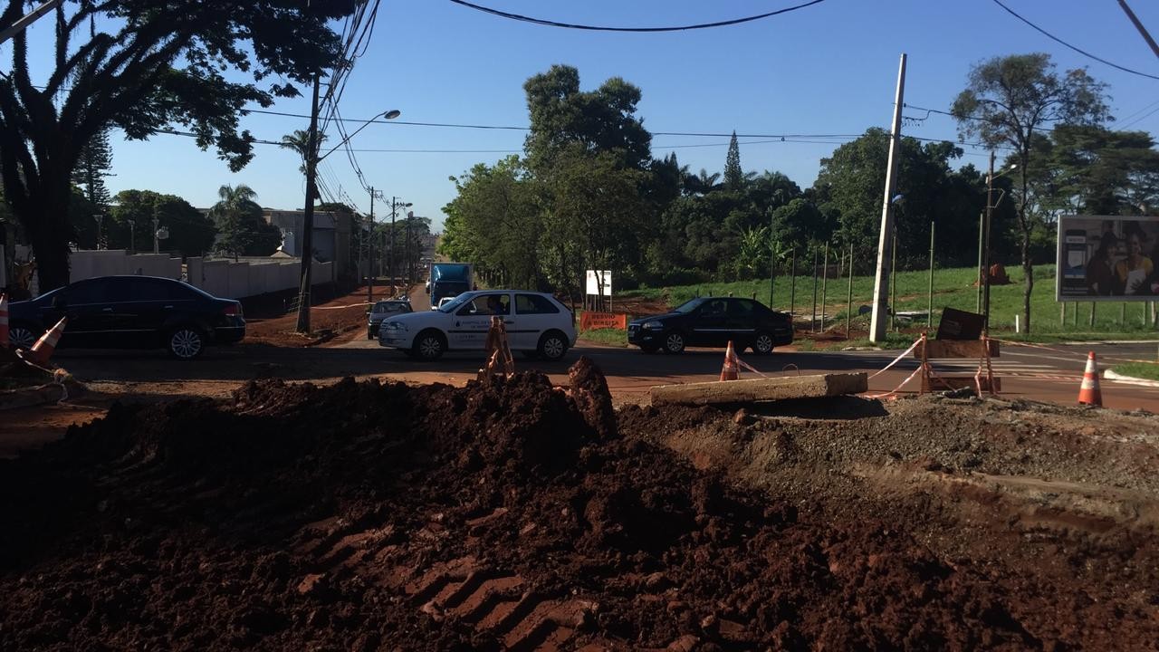 Duplicação chega à Avenida Teixeira Mendes