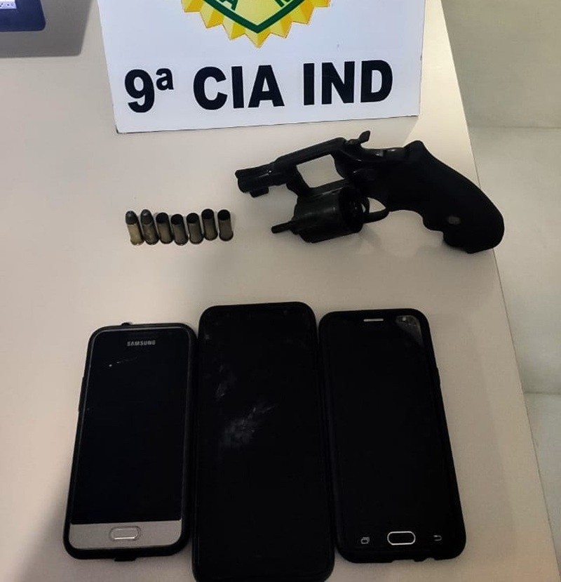 Mãe é morta a tiros na frente dos filhos em Ângulo