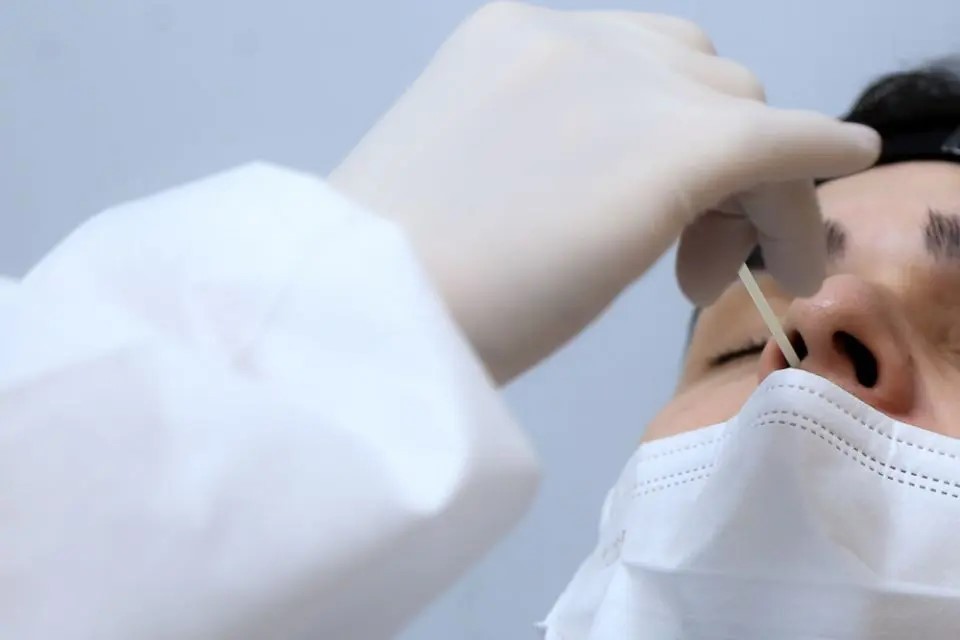 Covid-19: Boletim desta terça-feira (17) aponta 361 novos casos e 2 óbitos em Maringá