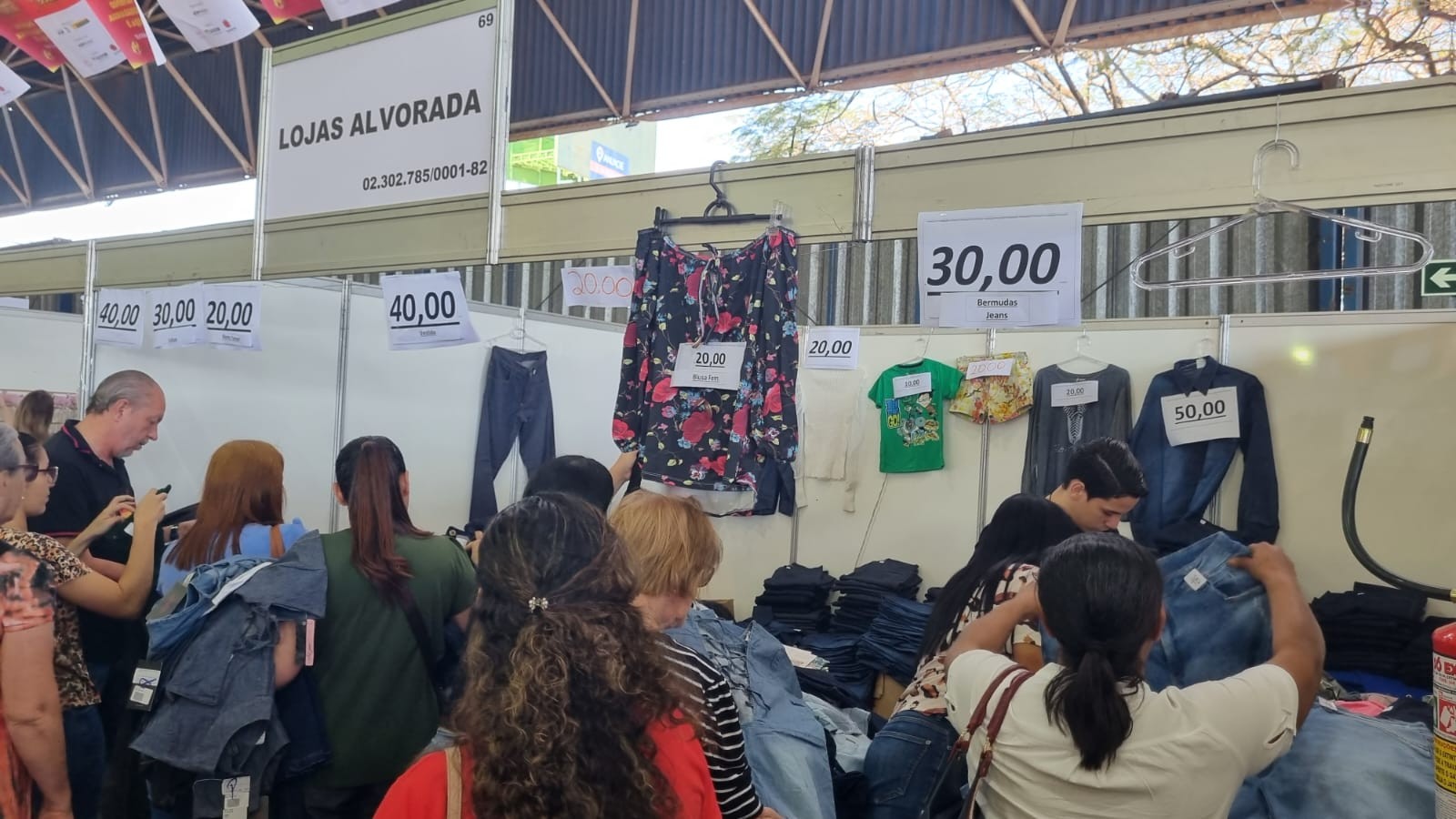 Feira Ponta de Estoque começa nesta quarta-feira em Maringá