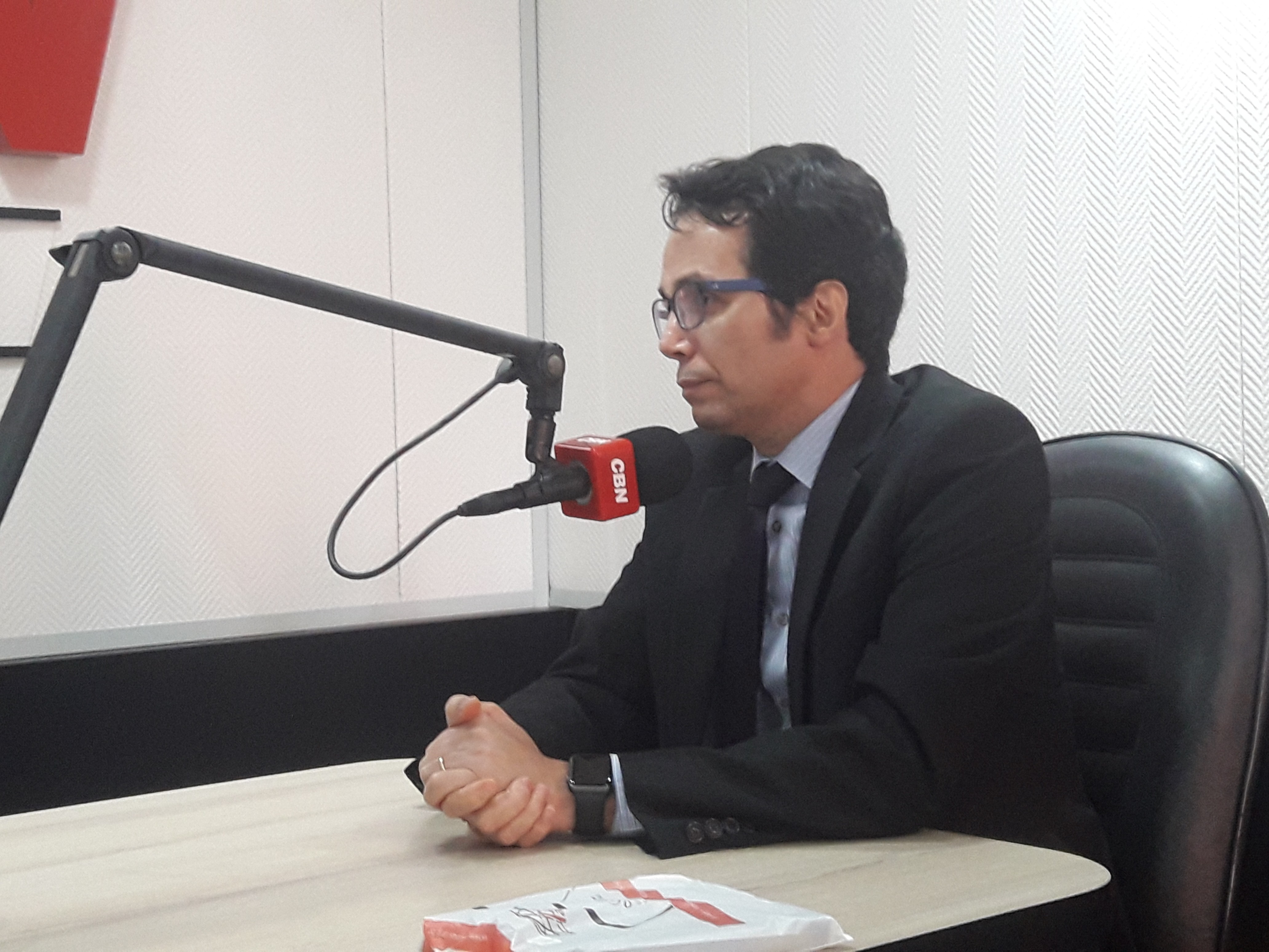 Brasil tem metade dos advogados do mundo porque tudo vai parar no Judiciário