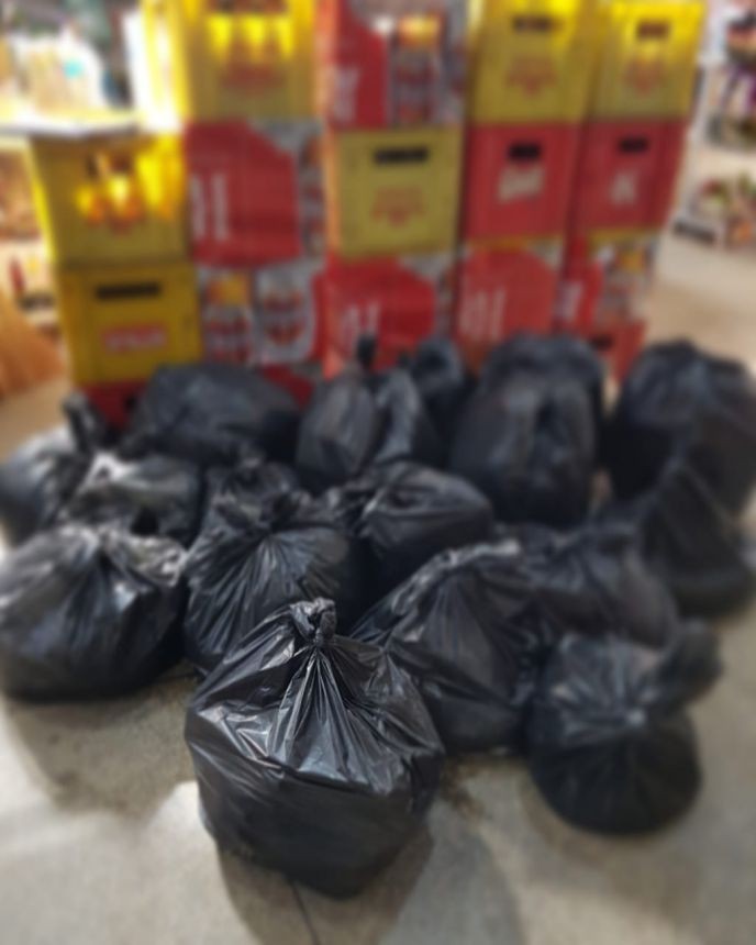 Mercado em Paranavaí comercializava quase 1,5 mil produtos vencidos