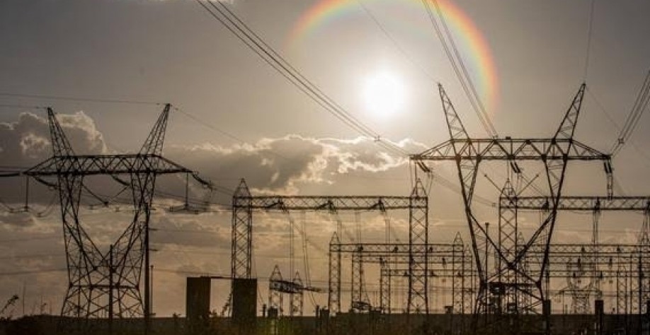 Governo proíbe acúmulo de subsídios em energia