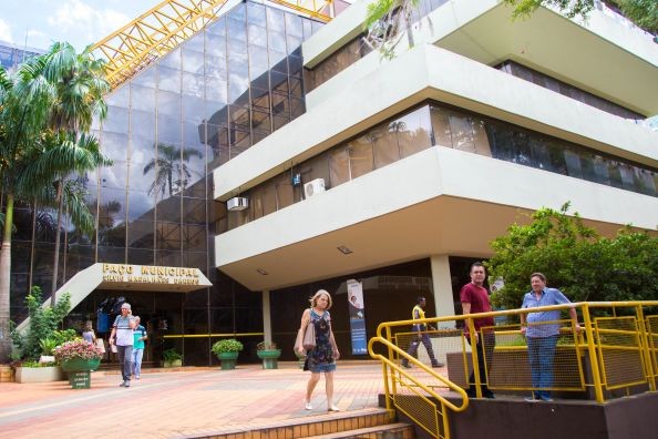 Com cerca de 50% do orçamento comprometido com folha de pagamento, Fazenda diz que a vigilância de gastos é constante