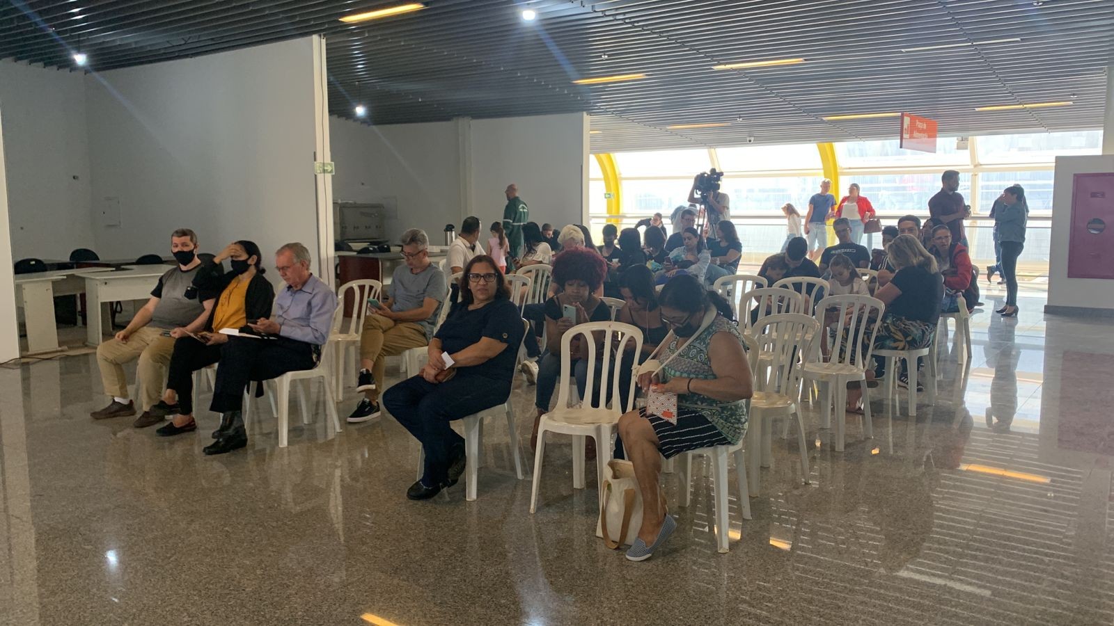 Programa Justiça no Bairro é realizado no Terminal Urbano