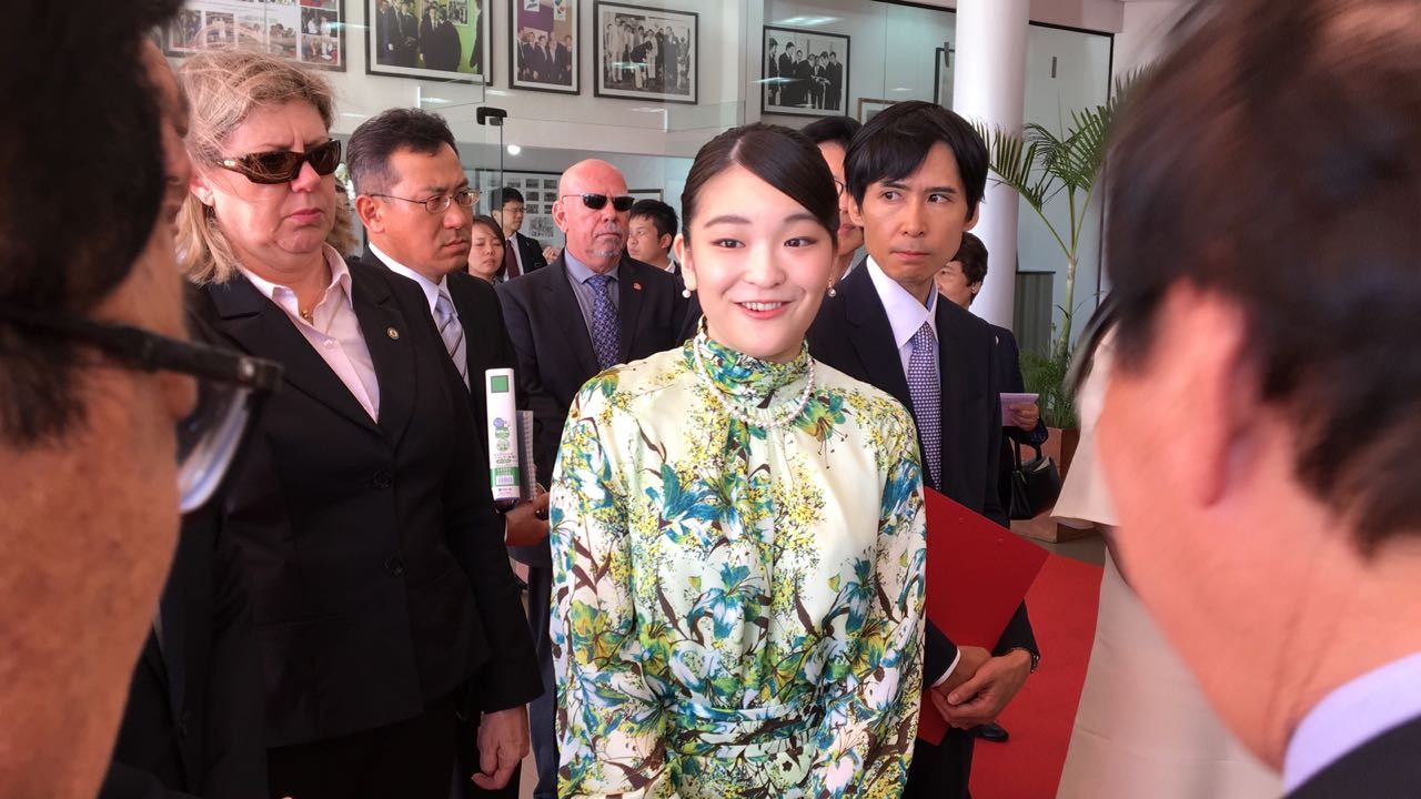 Princesa Mako participa das festividades dos 110 anos da imigração japonesa em Maringá