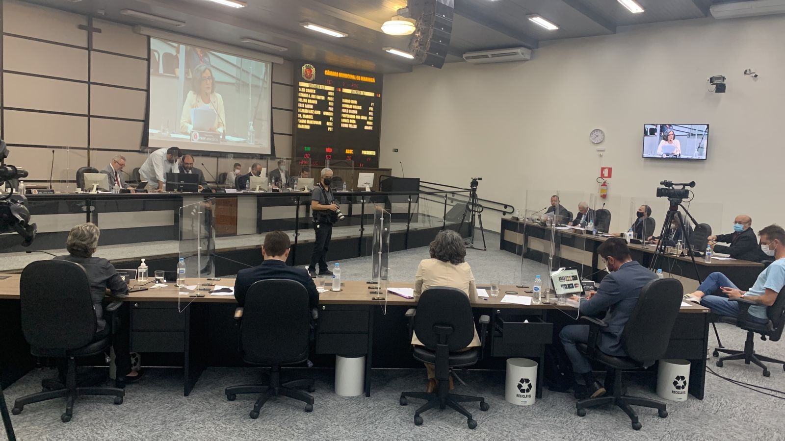 Vereadores aprovam projeto que reduz a tarifa do transporte coletivo em Maringá