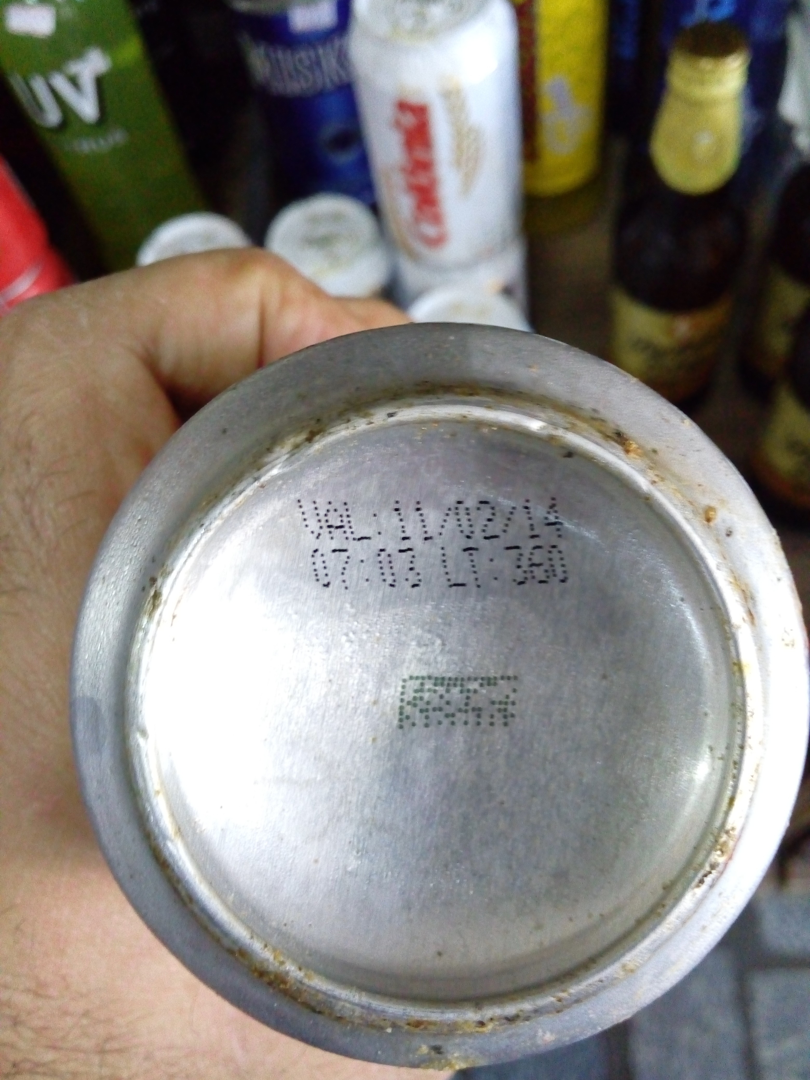 2.513 bebidas irregulares são apreendidas em Maringá