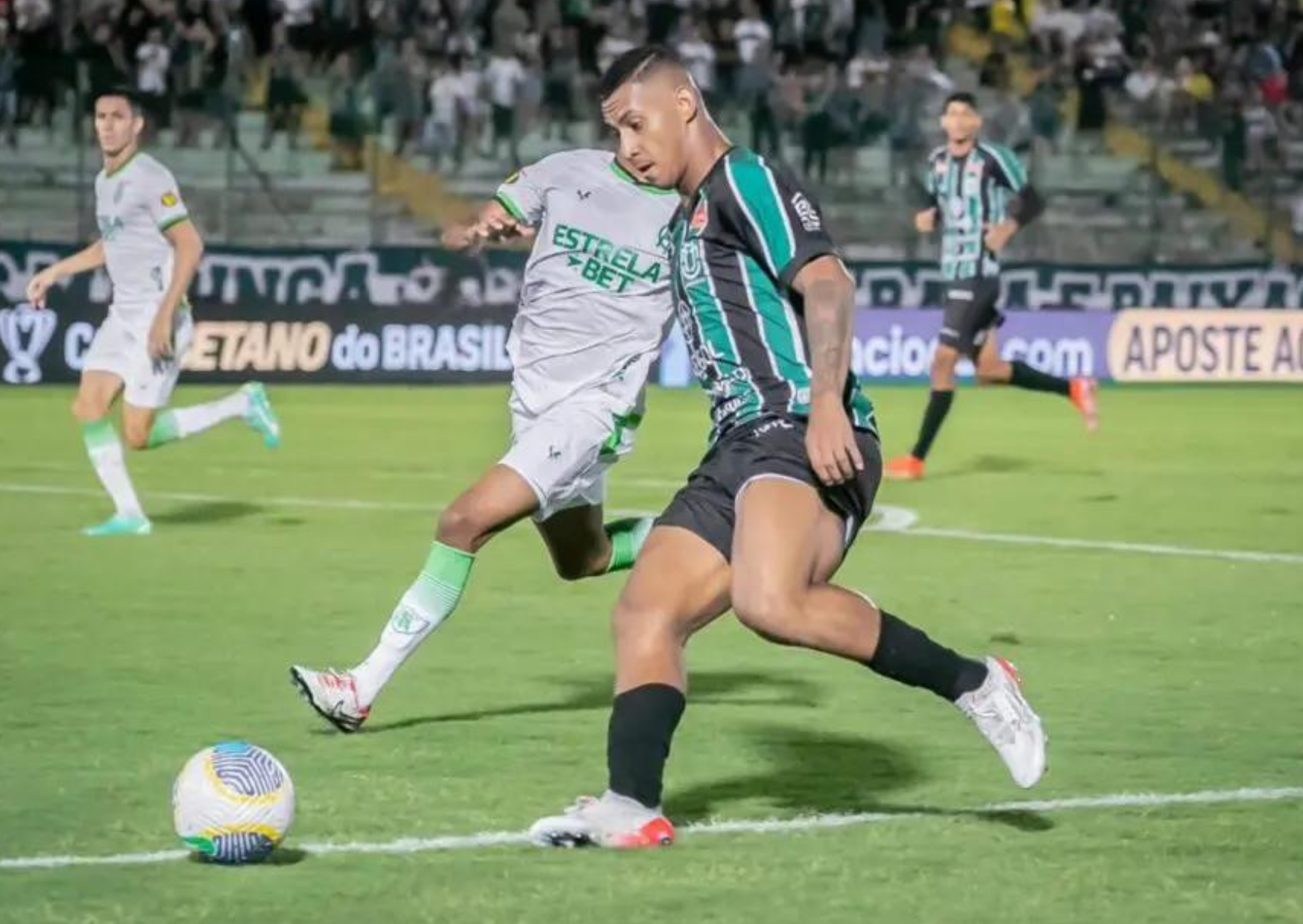 Maringá FC faz dois nos acréscimos, vence o América e avança na Copa do Brasil